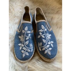 Toni Pons Florence Embroidered Espadrilles NWOB